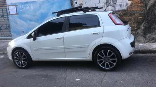 Fiat Punto 1.4 Itália Flex 5p 2013