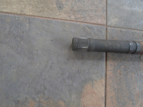 Imagen 3 de 3 de Vendo Eje De Flecha Delantero Izquierdo De Hyundai Elantra