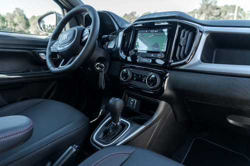 Fiat Strada Ultra 1.0 Con Un Año De Seguro Del Bse
