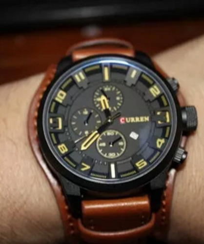 Relogio Curren 8225 Couro Bracelete Marron E Fundo Preto