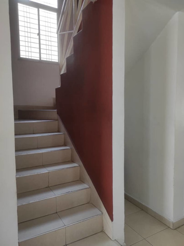 Imagen 9 de 14 de Townhouse En Venta. La Morita / 04121368338