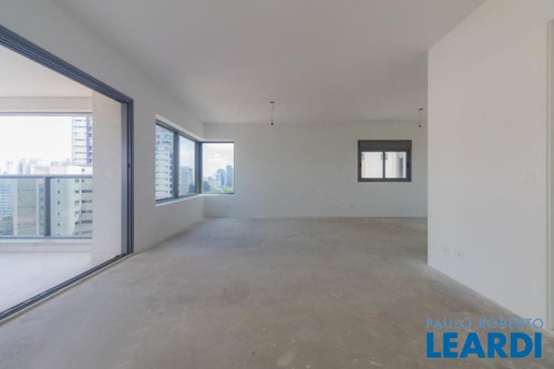 Imagem 4 de 15 de Apartamento - Campo Belo - Sp - 585520
