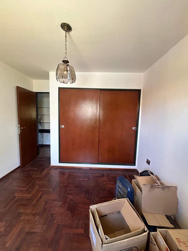 Vende Casa 3 Dorm En Barrio Urca!