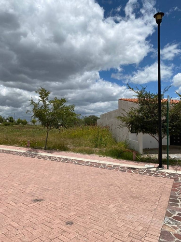 Imagen 4 de 9 de Ciudad Maderas Querétaro, Condominio Fresno 45
