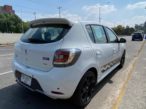 Imagen 3 de 15 de Renault Sandero 2017 2.0 R.s. L Mt