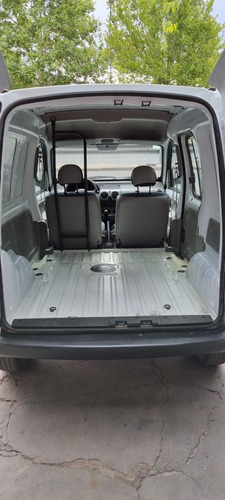 Imagen 9 de 10 de Renault Kangoo 2013 1.5 2 Furgon Confort Cd Da Svt 1plc