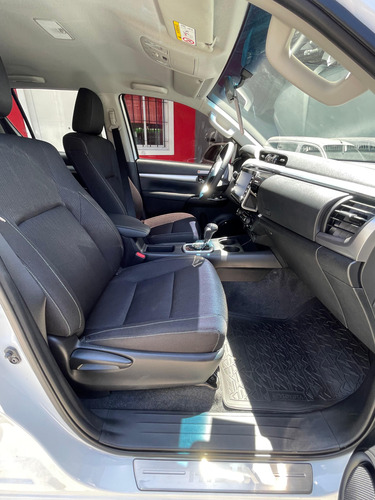 Toyota Hilux Pick-up 2.8 Cd Srv 177cv 4x2 At