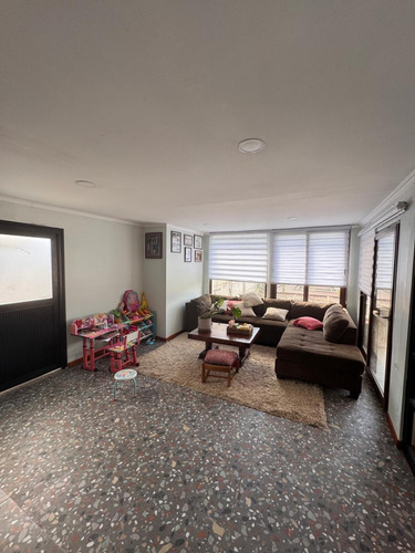 En Venta Casa, Condominio Las Mercedes, Machalí