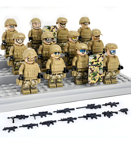 Figurita De Soldado De Combate Aéreo, Terrestre Y Marítimo Color Dorado Oscuro
