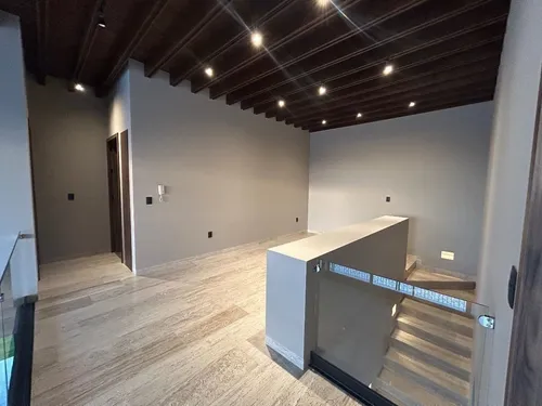 Hermosa Casa Nueva! A Estrenar!