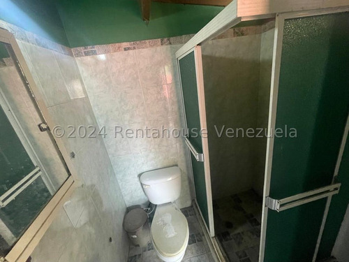 Yonny Silva Rentahouse Vende Excelente Casa Comercial En El Ingenio Guatire Rcys 24-25775