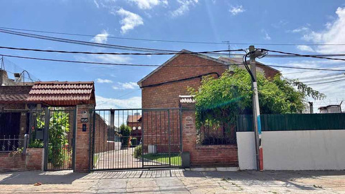 Duplex En Cooperativa En Buceo