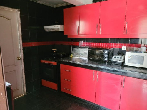 Descubre Esta Comoda Y Amplia Propiedad En Comuna Macul