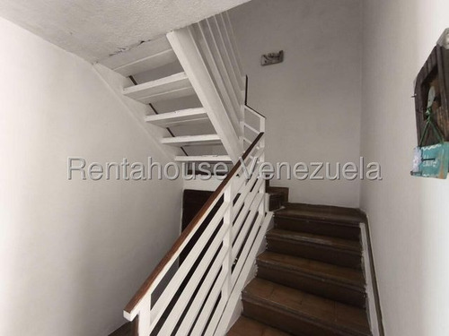 Jv Espectacular Casa Posee Distribución Perfecta Donde La Amplitud Y La Luz Natural Se Combinan La Esmeralda San Diego