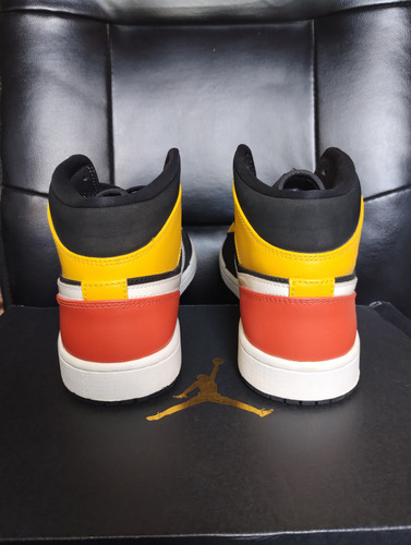 Nike Air Jordan 1 Mid Black Amarillo Orange Usadas (Usado)