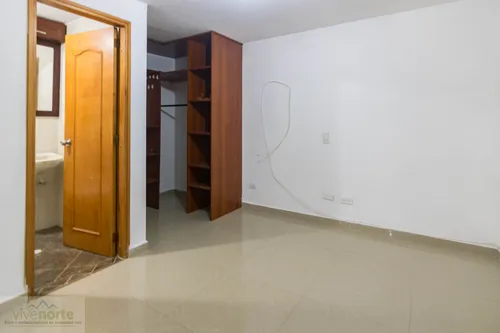 Casa En Venta En Búcaros. Cod V12491