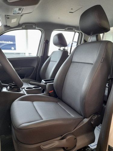 Imagen 17 de 25 de Volkswagen Amarok Trendline 140cv 4x2 Mt Stock 2023 Sb