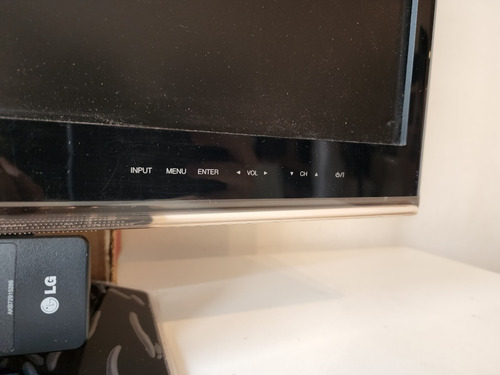 Imagen 6 de 10 de Monitor Tv LG Flatron M2550d 25'' Completo En Caja + Control