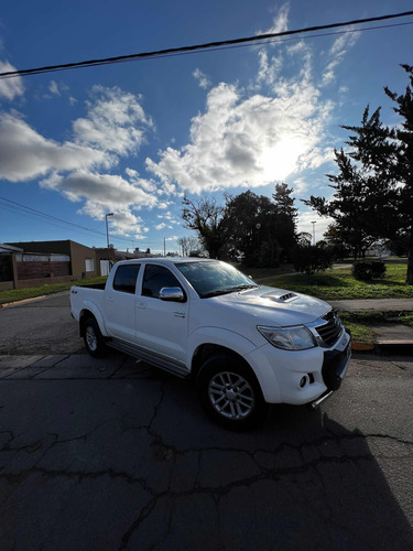 Toyota Hilux 3.0 Cd Srv Cuero 171cv 4x4 5at