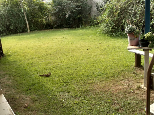 Casa Com 3 Quarto Sendo Uma Suíte Sala Grande E Ampla Cnasce