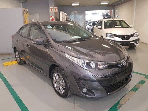 Toyota Yaris 1.5 Xls Mt 4p Sedán 2021 0km