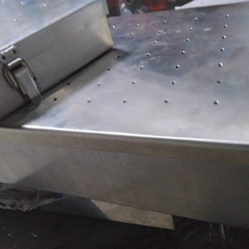 Imagem 2 de 5 de Caixa De Inox Hospitalar , Médico