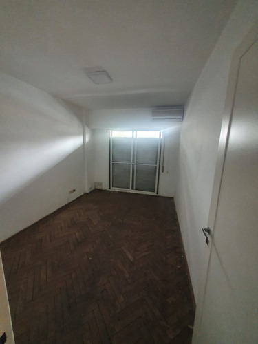 Imagen 7 de 12 de Departamento De Tres Dormitorios En Venta