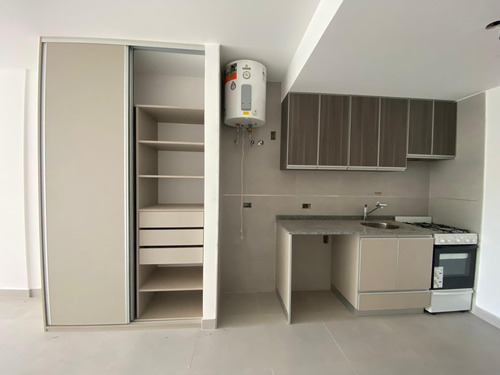 Departamento En Alquiler En Capital Federal, Buenos Aires, Argentina