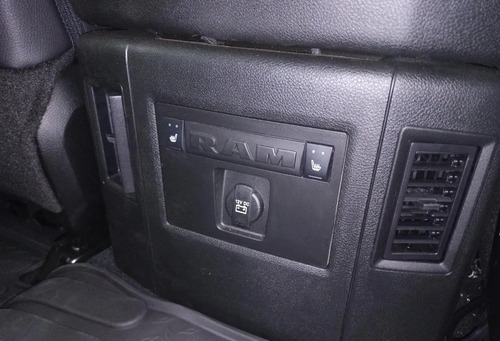 Imagen 18 de 25 de Ram 1500 At8 Laramie Nuevo Modelo 0km My23 En Stock