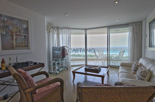 Imagen 4 de 26 de Apartamento Con 3 Dormitorios Más Dependencia En Alquiler Temporada - Punta Del Este Brava