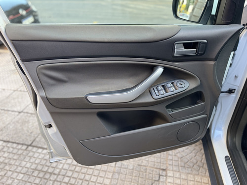 Ford Kuga 2.5 Trend Mt 4x4 (ku01/ku04)
