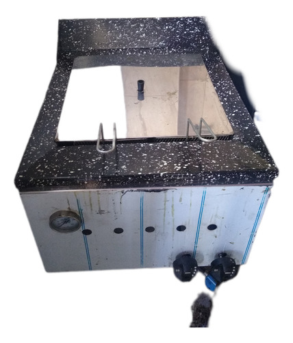 Freidora A Gas 33l Gris (Usado)