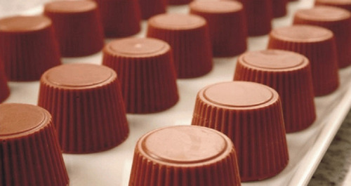 Imagem 3 de 7 de Forma De Silicone Para Chocolate Tipo Alpino 15 Cavidades