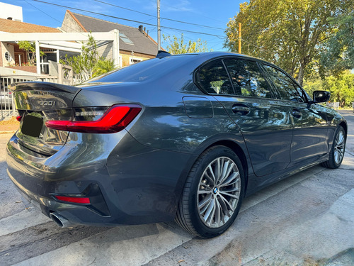BMW Serie 3 3.0 330i Sedan Sport Line Shadow