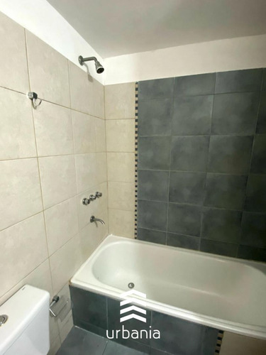 Venta Departamento Escalera 1 Dormitorio Abasto Rosario