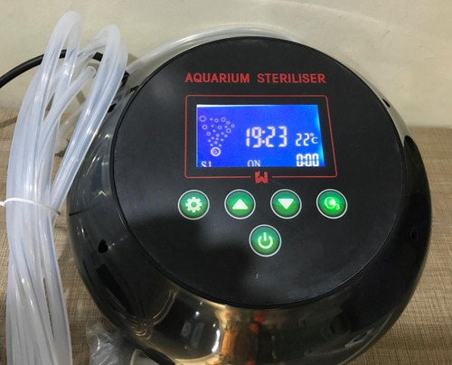Imagem 1 de 2 de Ozonizador Aquarium Smart Steriliser (até 2.500 L) 127v