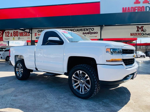 Imagen 9 de 12 de Chevrolet Silverado Modelo 2016