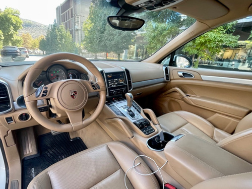 Imagen 7 de 11 de Porsche Cayenne 4.8 S V8 4wd