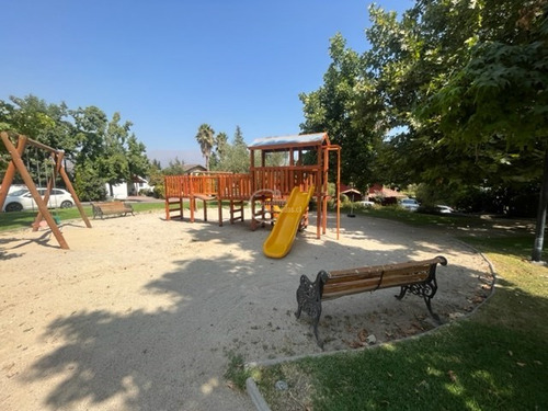 Valle La Dehesa Casa Condominio
