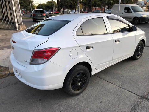 Imagen 6 de 15 de Chevrolet Prisma 2018 1.4 Joy Ls + 98cv