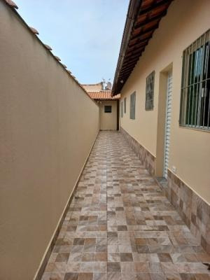 Imagem 5 de 14 de Casa No Bairro Aguapeú, Em Mongaguá, Litoral Sul De São Paul