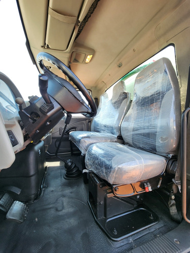 International 4300 Modelo 2014 Pipa De Agua 10,000 Litros