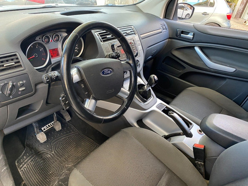 Imagen 9 de 11 de Ford Kuga 2.5 Trend Mt 4x4 - 2013