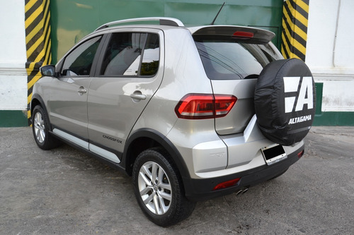 Imagen 4 de 25 de Volkswagen Crossfox 2015 Msi 16v Caja 6 Vel - 1° Dueño -