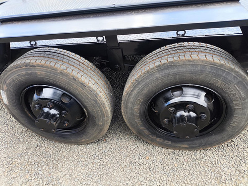 Carretinha Free Hobby P/ Transporte De Bobcat
