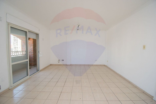 Imagen 6 de 22 de Departamento De 2 Dormitorios Microcentro En Venta