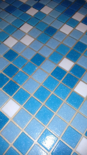 Imagen 5 de 6 de Venecitas Biseladas Mix Dos Celestes Y Blanco 2x2