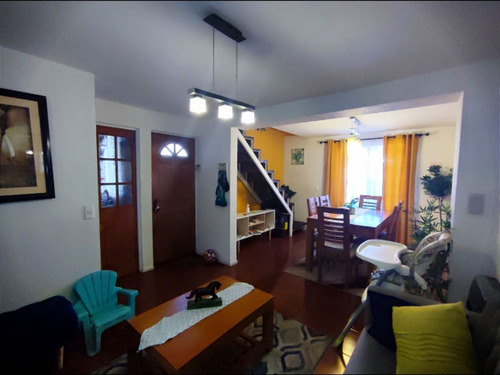 Casa En Venta De 3 Dorm. En Puente Alto