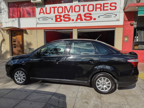 Imagen 10 de 15 de Fiat Grand Siena 1.4 Attractive 87cv C/pack Seguridad 2014