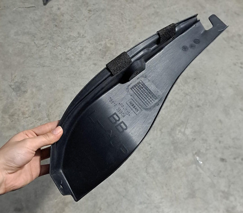 Lodera Trasera Izquierda Nissan Versa 11-19 Nueva Original